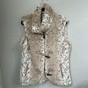Women's Faux Fur Vest in Cream and Brown
